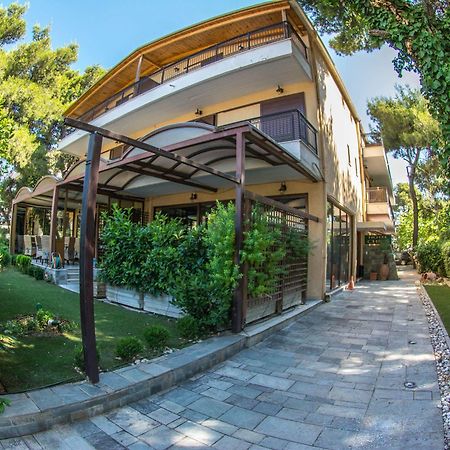 Hotel Chris Атина Екстериор снимка