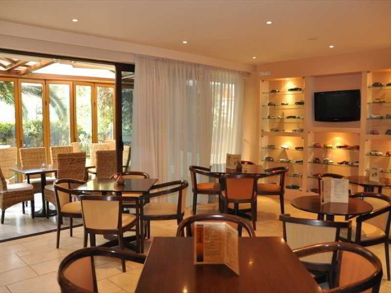 Hotel Chris Атина Екстериор снимка