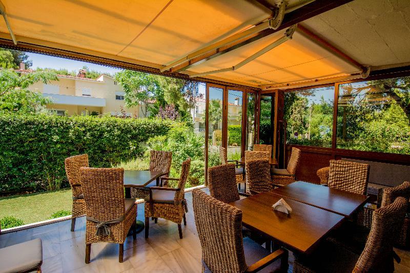 Hotel Chris Атина Екстериор снимка